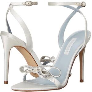 Nine West Women's White Marry Bridal Bow Heeled Sandals- Size 8.5